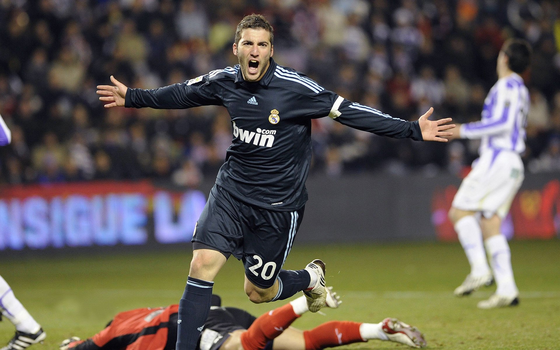 特色足球文化节在多个城市轮番上演，弘扬足球精神，足球文化节活动有哪些